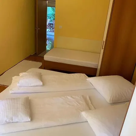 In Rab/insel 39960 Apartment